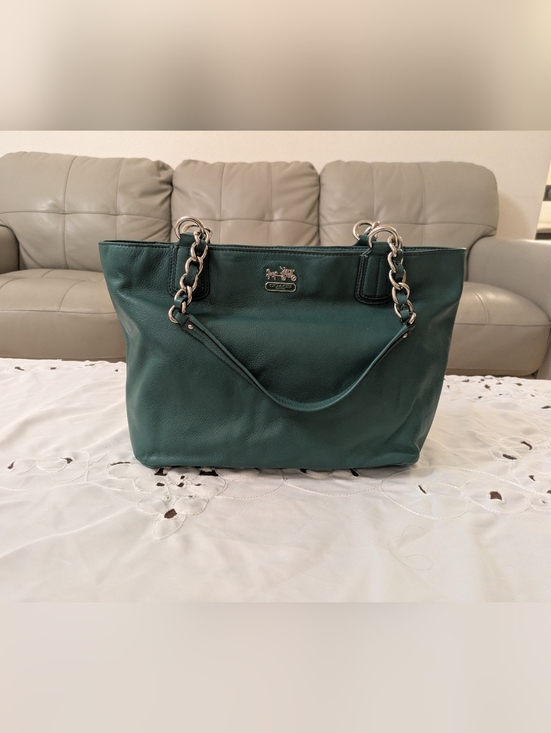 Coach Handbags - Coach - Madison Chain Tote C1294-20466 - Kelly Green Leather - Mint Condition